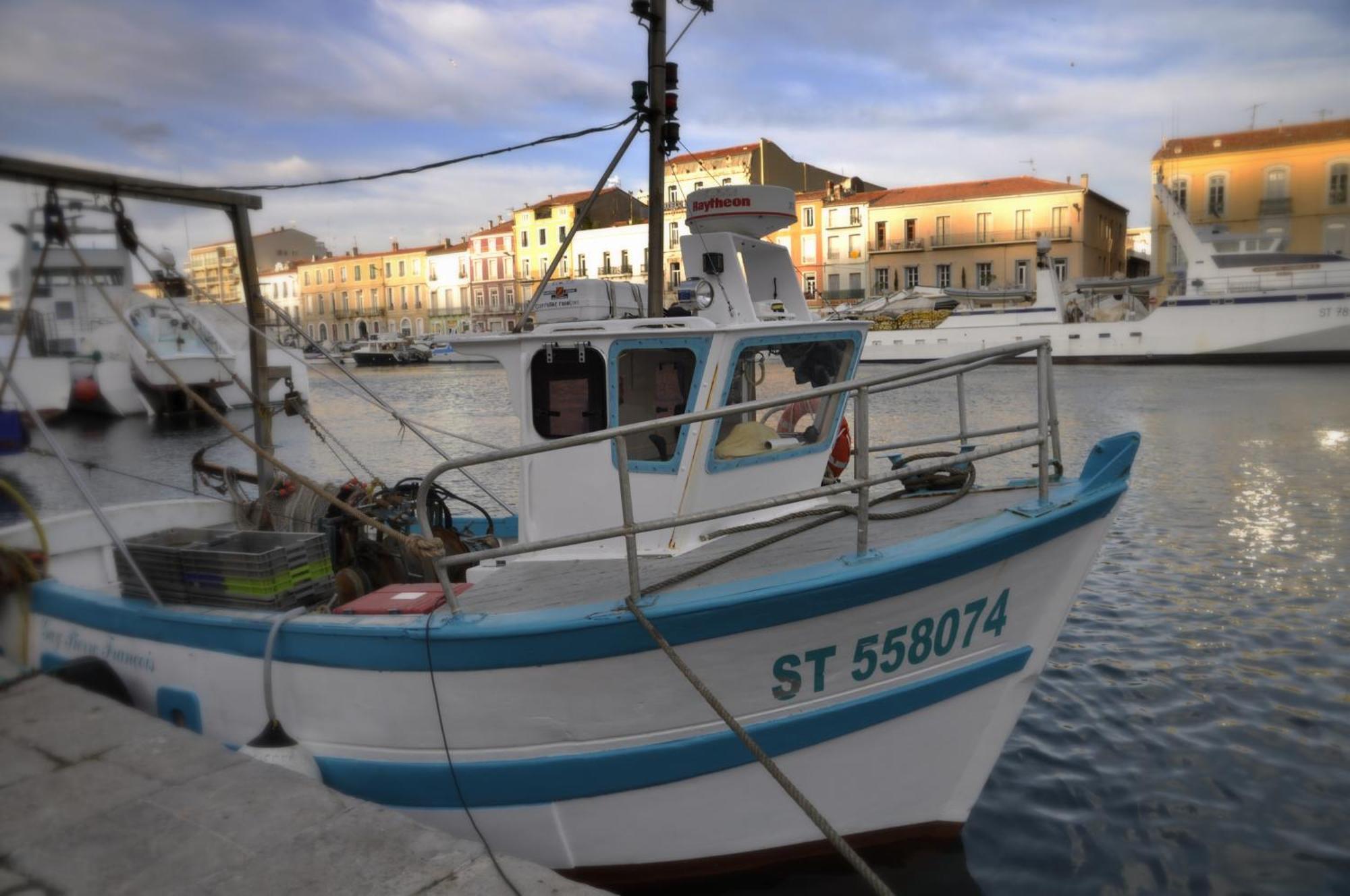 "Luigi" Balcon Sur La Mer Et Le Port De Сет Екстер'єр фото